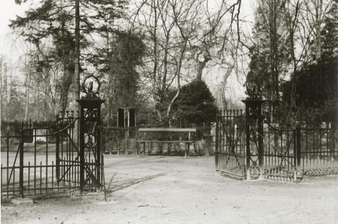 Geschiedenis van Assen in graven, foto’s, film en tijdschriften